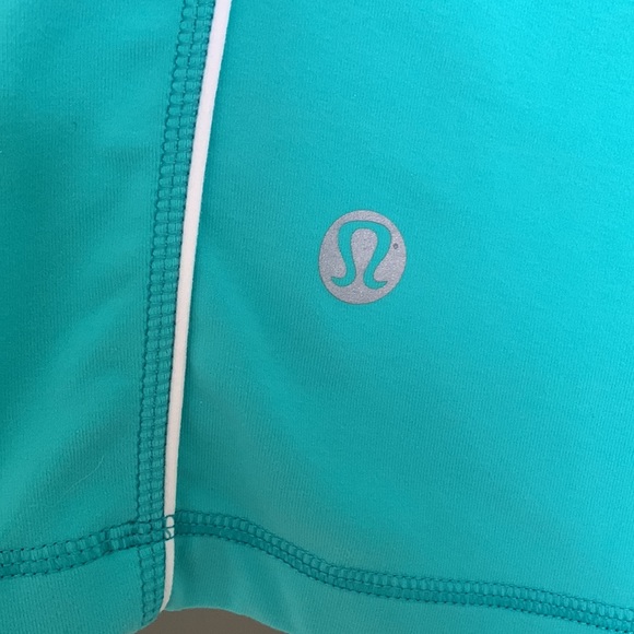 Lululemon Teal Capris - Picture 3 of 4
